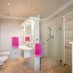 Relaxing Heated Pool Luxurious Views Massage
