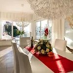 Relaxing Heated Pool Luxurious Views Massage Santa Úrsula